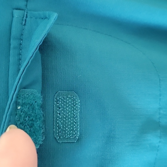 REI Blue Button Up Hiking Breathable Top Size Small. - Picture 5 of 7